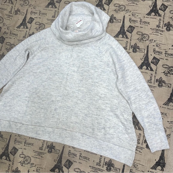 For Thee NWT! Heather Grey Turtleneck Sweater Size XL - Picture 7 of 15